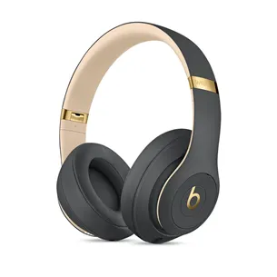 Noise cancelling wireless headphones Beats Studio3