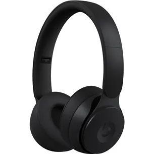 Noise cancelling wireless headphones Beats Solo Pro
